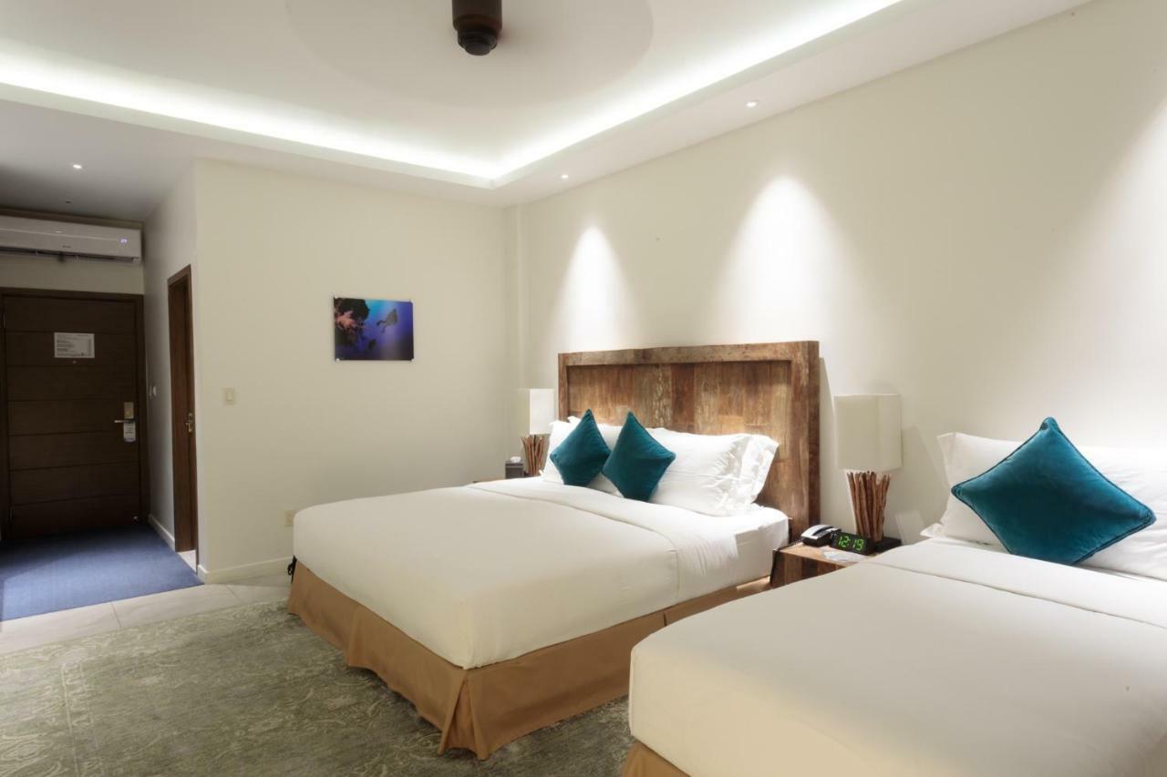 Cove Resort Palau Koror Exterior photo